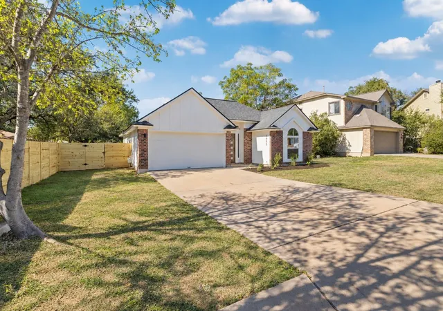 Photo 2 of Single family home for sale at 1905 Birds Nest Ct, Cedar Park, TX 78613 | MLS# 6449716 | Listing updated on 2026-10-26