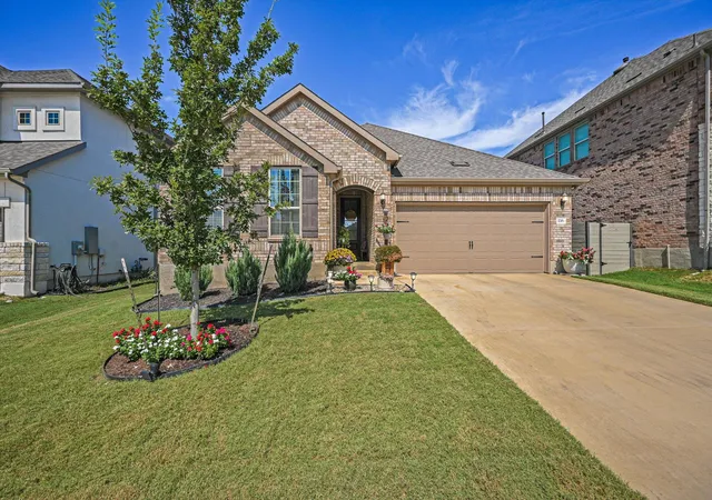 Photo 2 of Single family home for sale at 116 Peach Orchard Ln, Georgetown, TX 78628 | MLS# 5001349 | Listing updated on 2026-10-21