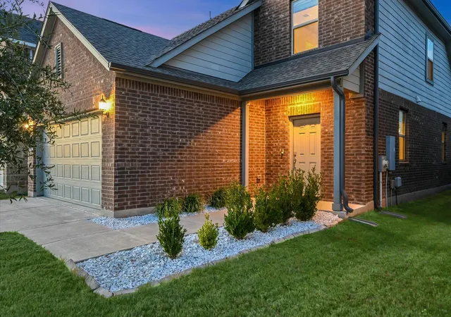 Photo 2 of Single family home for sale at 7504 Elk Grv Path, Austin, TX 78754 | MLS# 9417636 | Listing updated on 2026-10-26