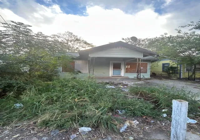 Photo 2 of Single family home for sale at 412 Conner St, San Antonio, TX 78204 | MLS# 4653636 | Listing updated on 2026-10-17