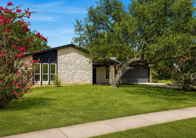 Photo 2 of Single family home for sale at 12332 Deerbrook Trl, Austin, TX 78750 | MLS# 5646237 | Listing updated on 2026-10-28