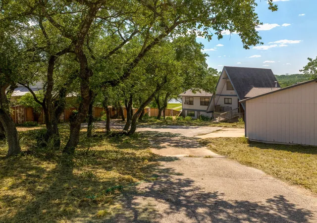 Photo 3 of Single family home for sale at 19625 Lakehurst Loop, Spicewood, TX 78669 | MLS# 1262947 | Listing updated on 2026-10-15