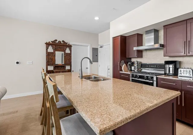 Photo 3 of Condo for sale at 1600 Barton Springs Rd #1508, Austin, TX 78704 | MLS# 5487983 | Listing updated on 2026-10-26