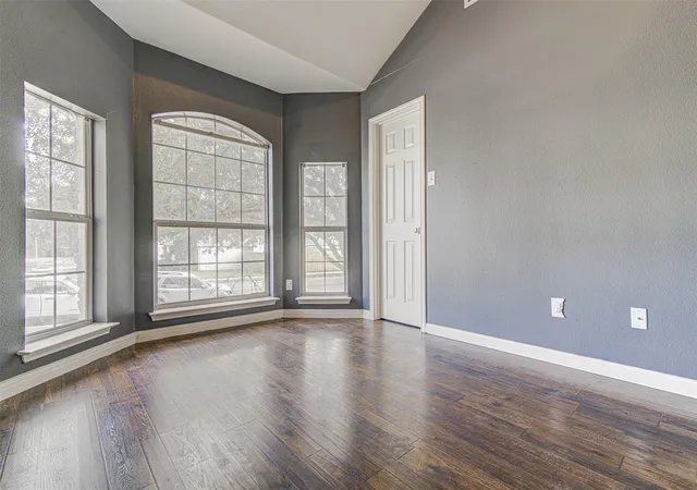 Photo 3 of Single family home for sale at 7012 Thistle Hl Way, Austin, TX 78754 | MLS# 4988849 | Listing updated on 2026-10-15