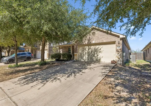 Photo 4 of Single family home for sale at 4600 Tiddle Ln, Pflugerville, TX 78660 | MLS# 7907162 | Listing updated on 2026-10-27