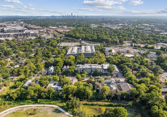 Photo 1 of Land for sale at 410 Swanee Dr, Austin, TX 78752 | MLS# 9102474 | Listing updated on 2026-10-15