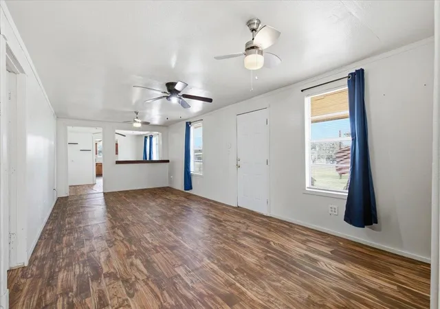 Photo 4 of Single family home for sale at 7033 Fm County Rd 957, Schulenburg, TX 78956 | MLS# 1257517 | Listing updated on 2026-10-26
