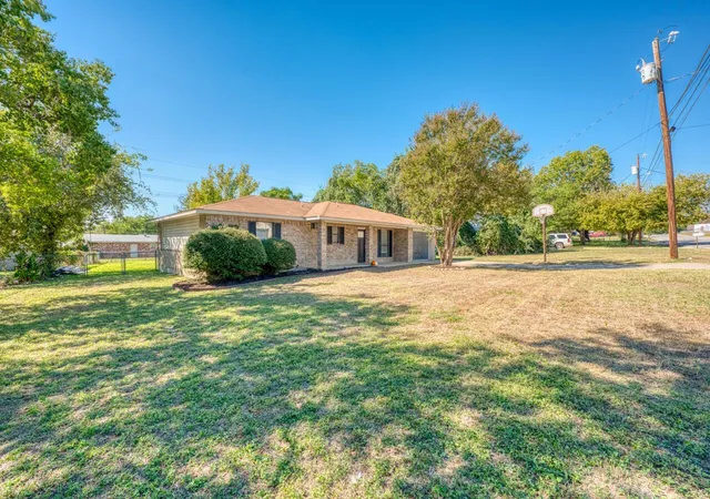 Single family home for sale at 1108 Cedar Dr, Marble Falls, TX 78654 | MLS# 6354402