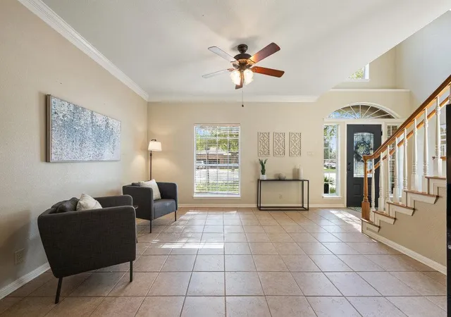 Photo 4 of Sale Pending at 10404 Wolftrap Dr, Austin, TX 78749 | MLS# 4697651 | Listing updated on 2026-10-28