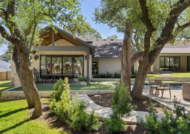 Photo 1 of Single family home for sale at 1500 Surrey Hl Dr, Austin, TX 78746 | MLS# 5323643 | Listing updated on 2026-10-24