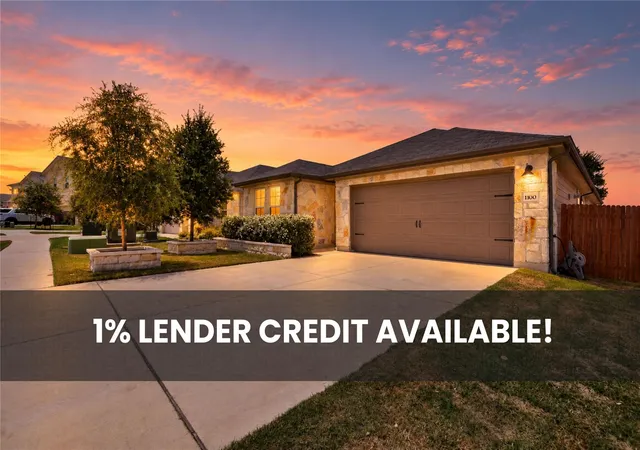 Photo 1 of Single family home for sale at 1100 View Dr, Georgetown, TX 78628 | MLS# 2991356 | Listing updated on 2026-10-17