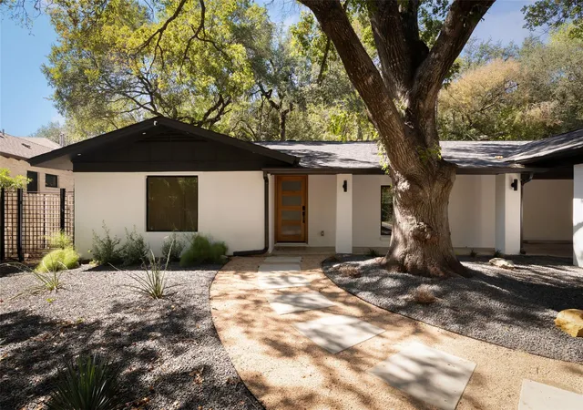 Photo 2 of Single family home for sale at 2620 Pecos St, Austin, TX 78703 | MLS# 7565962 | Listing updated on 2026-10-25