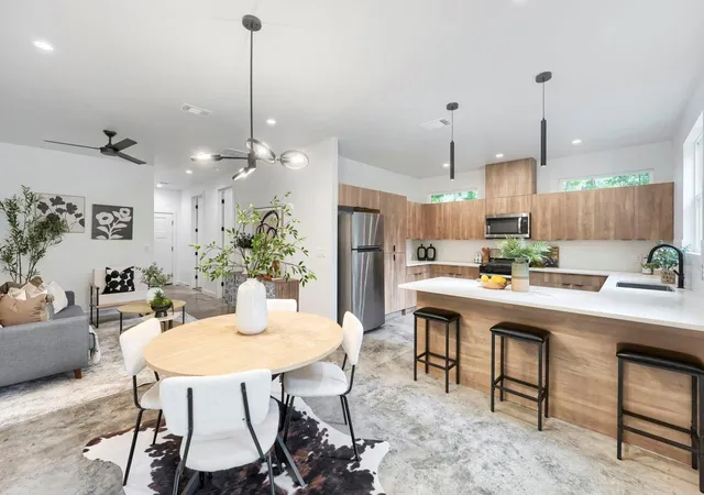 Photo 2 of Condo for sale at 4805 Sara Dr #A, Austin, TX 78721 | MLS# 2573556 | Listing updated on 2026-10-24