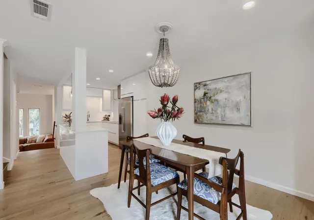 Photo 3 of Townhouse for sale at 6512 E Hill Dr, Austin, TX 78731 | MLS# 9224117 | Listing updated on 2026-10-26