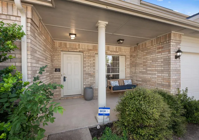 Photo 2 of Single family home for sale at 14716 Bruno Cir, Pflugerville, TX 78660 | MLS# 7568234 | Listing updated on 2026-10-30
