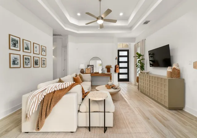 Photo 4 of Condo for sale at 115 Beneteau Dr, Austin, TX 78738 | MLS# 7628585 | Listing updated on 2026-10-16