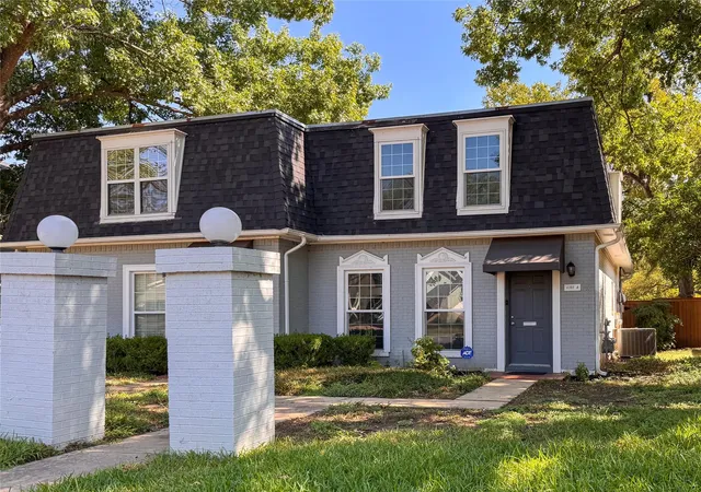 Condo for sale at 6103 Bullard Dr #2, Austin, TX 78757 | MLS# 6268705