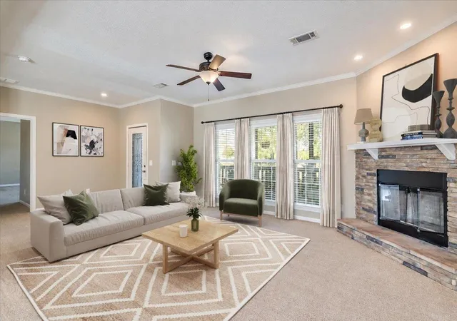 Photo 2 of Manufactured home for sale at 369 Cross Meadows Ct, Buda, TX 78610 | MLS# 9213936 | Listing updated on 2026-10-21