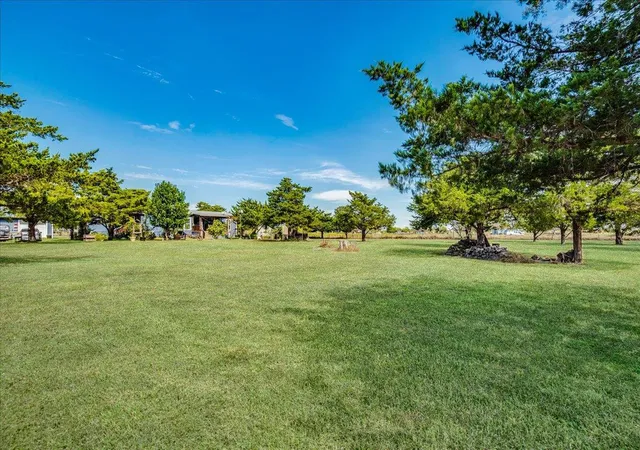 Photo 4 of Manufactured home for sale at 369 Cross Meadows Ct, Buda, TX 78610 | MLS# 9213936 | Listing updated on 2026-10-21