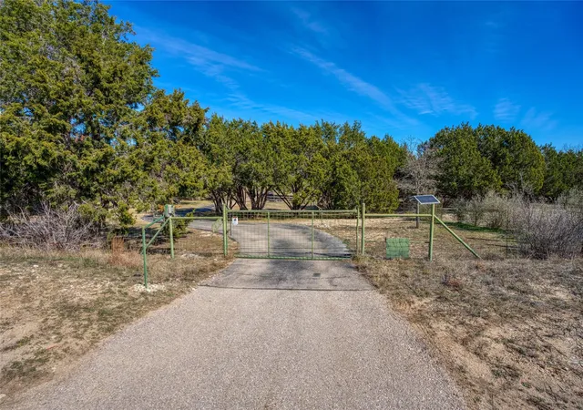 Photo 4 of House for sale at 16900 W State Hwy 29, Liberty Hill, TX 78642 | MLS# 1507898 | Listing updated on 2026-10-17