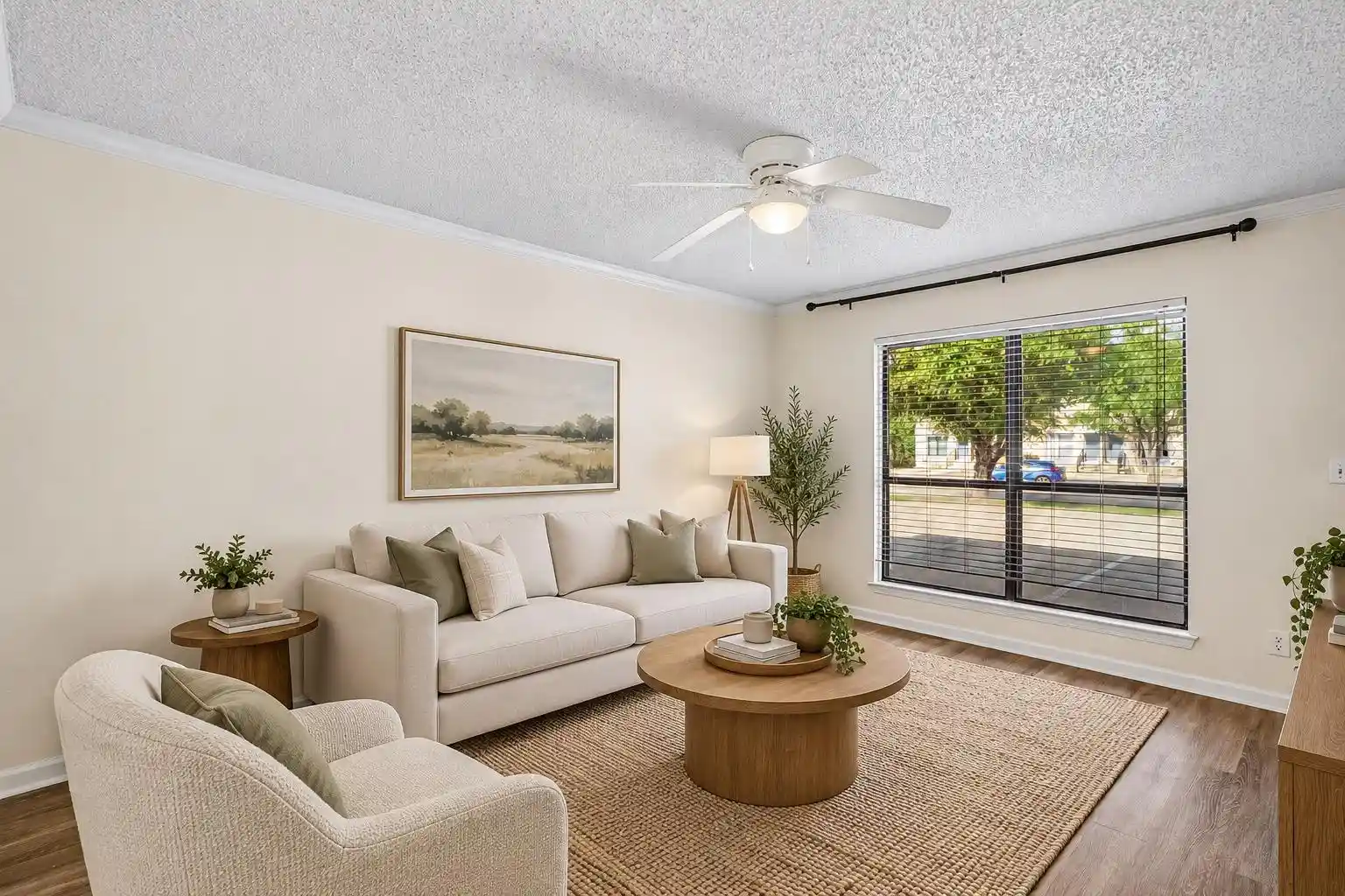 Listing Photo 2 - Condo for sale in 3008 Whisper Oaks Ln located at 3008 Whisper Oaks Ln, Georgetown, TX 78628 - Unit 3008 Whisper Oaks Ln