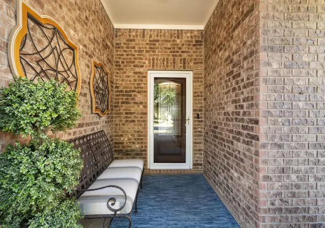 Photo 2 of Single family home for sale at 227 Tradinghouse Crk St, Georgetown, TX 78633 | MLS# 9496359 | Listing updated on 2026-10-22