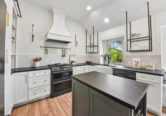 Photo 1 of Single family home for sale at 6848 La Concha Pass, Austin, TX 78749 | MLS# 2114449 | Listing updated on 2026-10-23