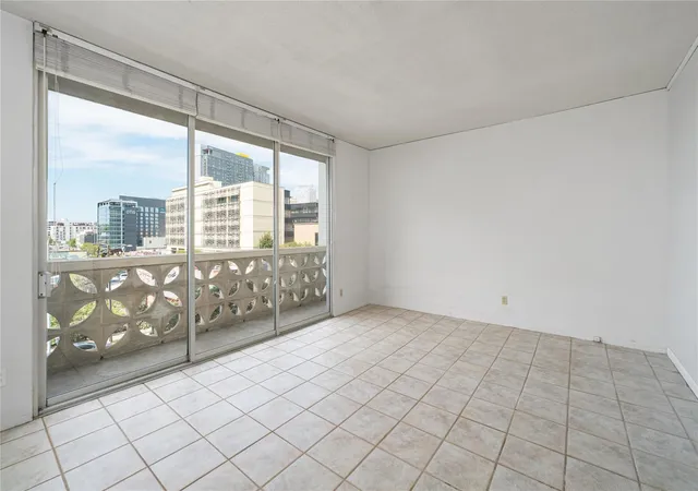 Photo 2 of Condo for sale at 1801 Lavaca St #3B, Austin, TX 78701 | MLS# 1718920 | Listing updated on 2026-10-22