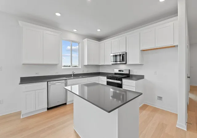 Photo 3 of Single family home for sale at 260 Elk Ave, San Marcos, TX 78666 | MLS# 1793288 | Listing updated on 2026-10-21