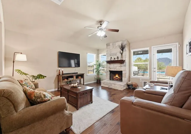 Photo 3 of Single family home for sale at 209 Deep Crk Dr, Georgetown, TX 78626 | MLS# 6604586 | Listing updated on 2026-10-24