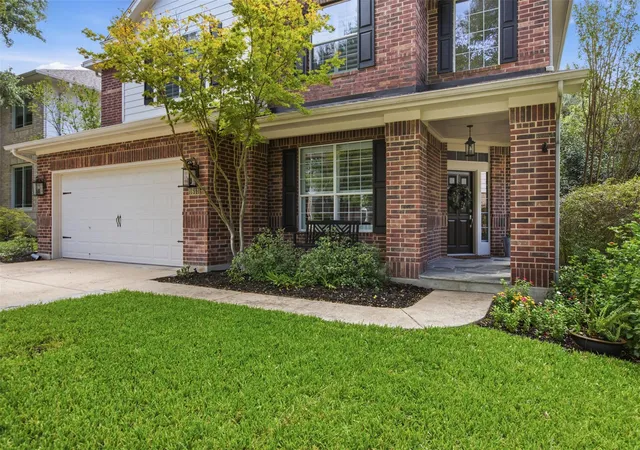 Photo 2 of Single family home for sale at 1611 Sienna Dr, Cedar Park, TX 78613 | MLS# 4222910 | Listing updated on 2026-10-26