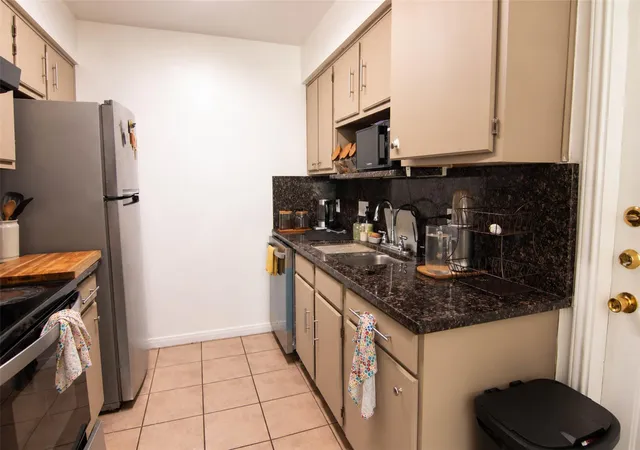 Photo 4 of House for sale at 11708 Kings View Ct #A AND B, Austin, TX 78750 | MLS# 3006059 | Listing updated on 2026-10-17
