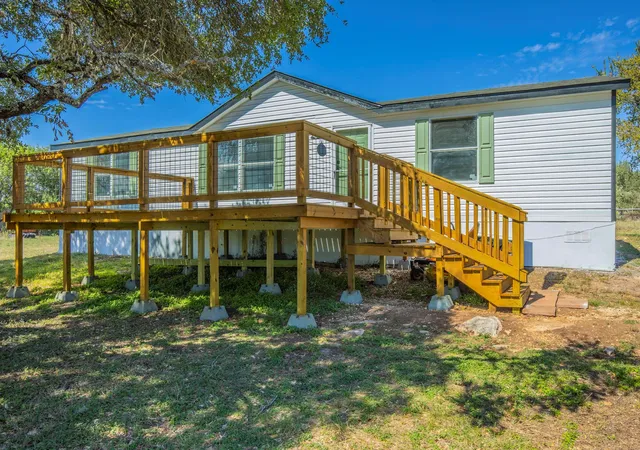 Manufactured home for sale at 1145 Wayne Ridge Dr, San Marcos, TX 78666 | MLS# 5151577