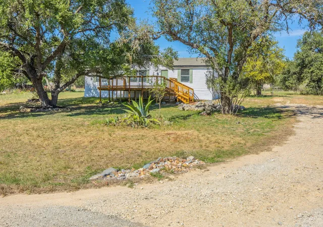 Photo 2 of Manufactured home for sale at 1145 Wayne Ridge Dr, San Marcos, TX 78666 | MLS# 5151577 | Listing updated on 2026-10-28