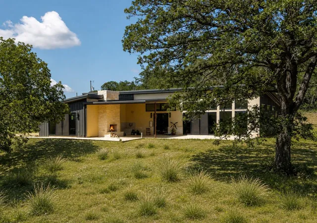 Photo 2 of Single family home for sale at 2181 County Rd 481, Thrall, TX 76578 | MLS# 5897048 | Listing updated on 2026-10-19