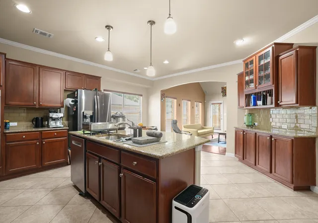 Photo 4 of Single family home for sale at 2717 Mirasol Loop, Round Rock, TX 78681 | MLS# 7813334 | Listing updated on 2026-10-27