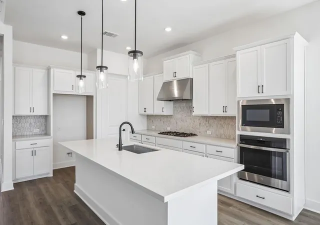 Photo 4 of Single family home for sale at 8712 Peristyle Dr, Austin, TX 78744 | MLS# 4303859 | Listing updated on 2026-10-17