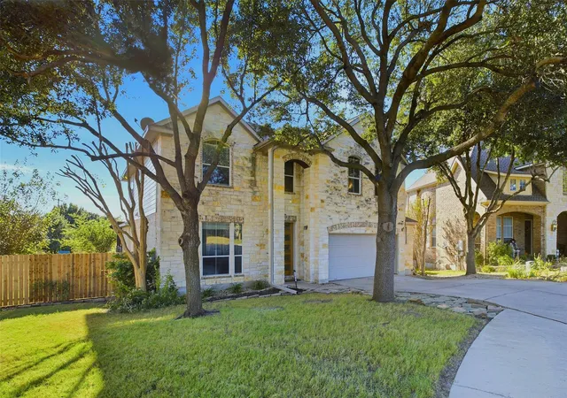 Photo 4 of Single family home for sale at 103 Paul Azinger Dr, Round Rock, TX 78664 | MLS# 2446858 | Listing updated on 2026-10-24