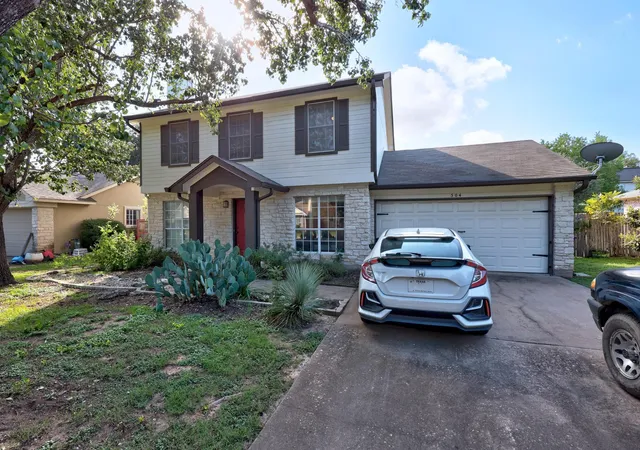 Photo 3 of Single family home for sale at 504 Harvest Cv, Cedar Park, TX 78613 | MLS# 7618450 | Listing updated on 2026-10-24