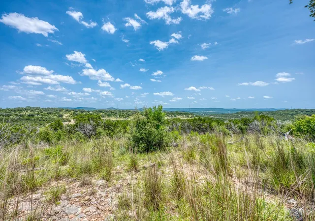 Photo 2 of House for sale at 6724 Singleton Bnd, Marble Falls, TX 78654 | MLS# 7881929 | Listing updated on 2026-10-16
