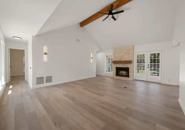 Photo 4 of Sale Pending at 509 W Esparada Dr, Georgetown, TX 78628 | MLS# 9062789 | Listing updated on 2026-10-20