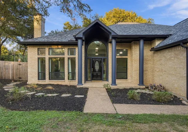 Photo 1 of Single family home for sale at 6312 Oliver Loving Trl, Austin, TX 78749 | MLS# 7484982 | Listing updated on 2026-10-25