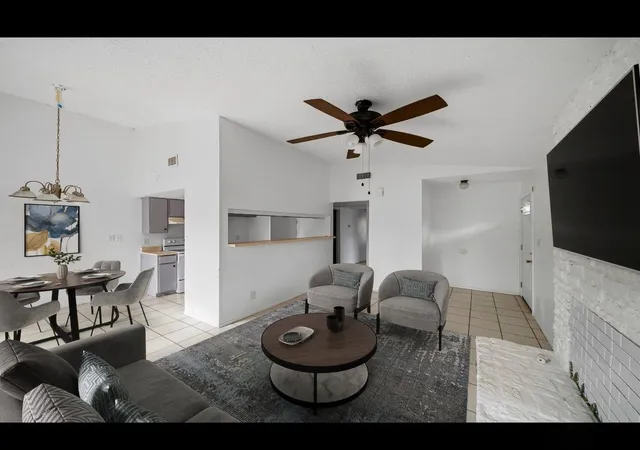 Photo 1 of House for sale at 919 Fieldwood Dr, Austin, TX 78758 | MLS# 5688553 | Listing updated on 2026-10-29