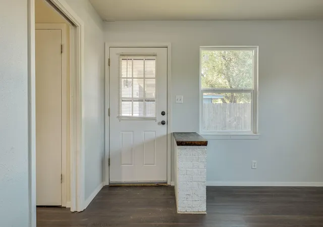 Photo 3 of Single family home for sale at 203 Cooper Dr, Austin, TX 78753 | MLS# 2810218 | Listing updated on 2026-10-20
