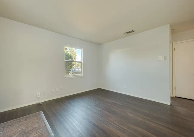 Photo 3 of Single family home for sale at 203 Cooper Dr, Austin, TX 78753 | MLS# 2810218 | Listing updated on 2026-10-20