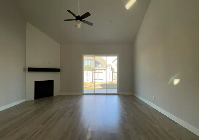 Photo 3 of Single family home for sale at 17420 Autumn Fls Dr, Manor, TX 78653 | MLS# 5658119 | Listing updated on 2026-10-30