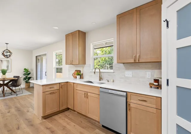 Photo 3 of Single family home for sale at 3506 Colmenero Cir, Austin, TX 78741 | MLS# 3447473 | Listing updated on 2026-10-27