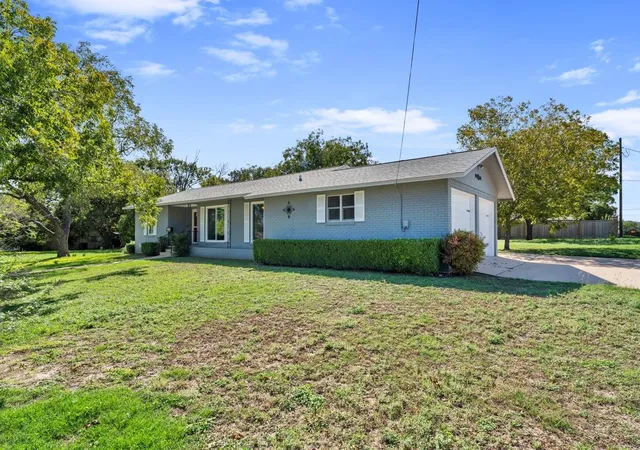 Photo 2 of Sale Pending at 908 N Pierce St, Burnet, TX 78611 | MLS# 7015839 | Listing updated on 2026-10-29