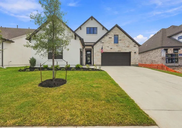 Photo 1 of Single family home for sale at 119 Cedro Blanco Cv, Liberty Hill, TX 78642 | MLS# 3230228 | Listing updated on 2026-10-24