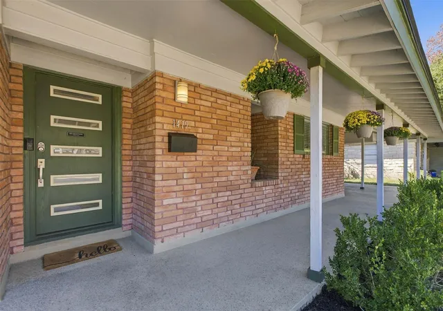 Photo 4 of Single family home for sale at 1419 Cloverleaf Dr, Austin, TX 78723 | MLS# 1239105 | Listing updated on 2026-10-28